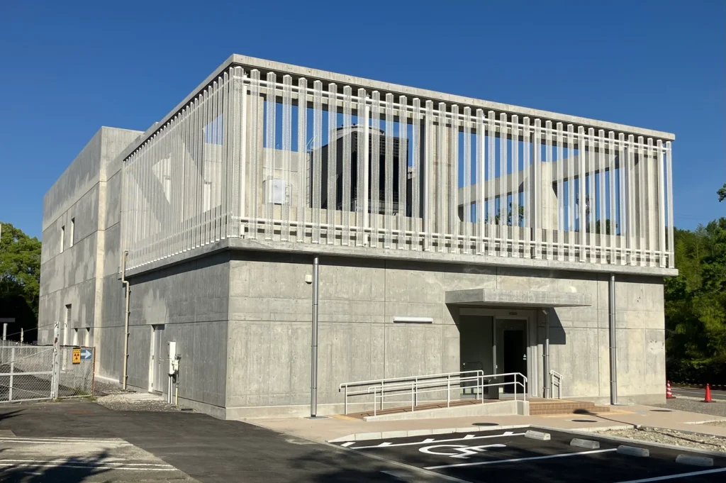 TATサイクロトロン棟